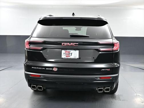 2024 GMC Acadia AWD AT4