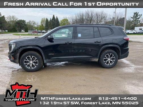 2024 GMC Acadia AWD AT4