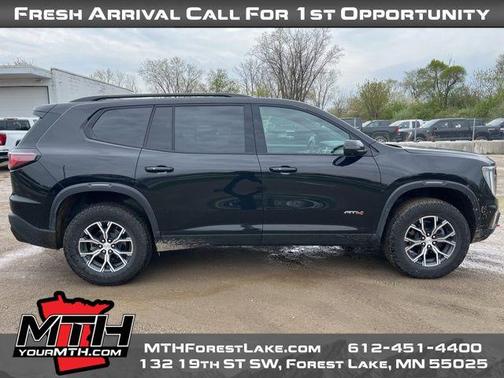 2024 GMC Acadia AWD AT4
