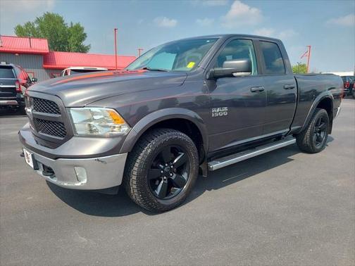 2017 RAM 1500 SLT