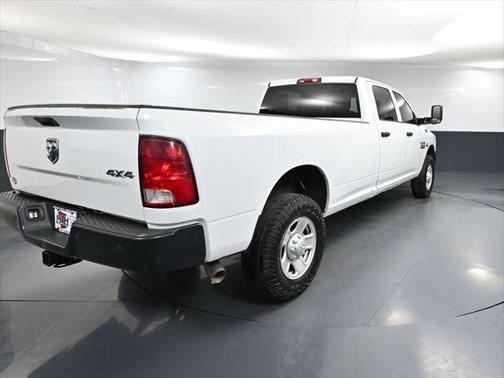 2017 RAM 3500 Tradesman Crew Cab 4x4 8' Box