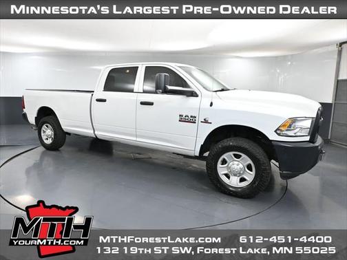 2017 RAM 3500 Tradesman Crew Cab 4x4 8' Box