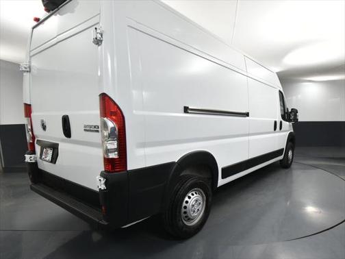 2025 RAM ProMaster 2500 Tradesman