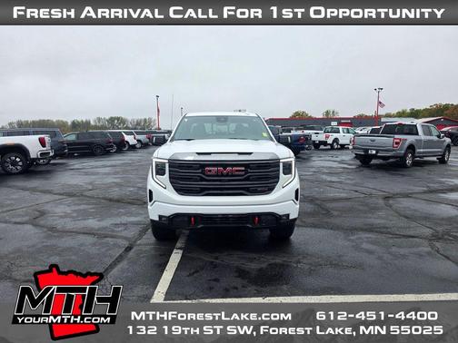 2024 GMC Sierra 1500 AT4