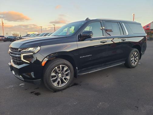 2021 Chevrolet Suburban LT