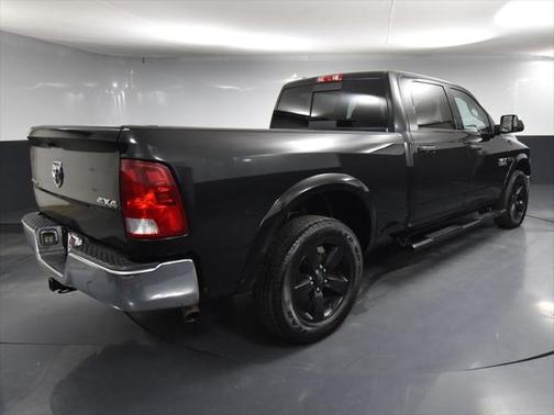 2016 RAM 1500 SLT