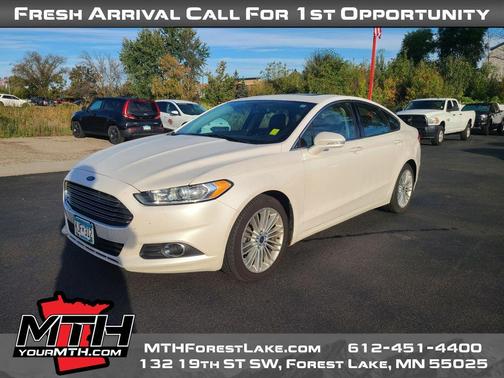 2014 Ford Fusion SE