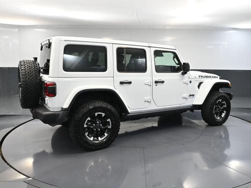 2024 Jeep Wrangler 4xe Rubicon X