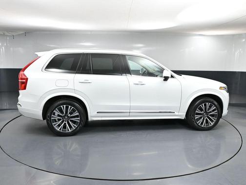 2022 Volvo XC90 Recharge Plug-In Hybrid T8 Inscription Expression 6 Passenger