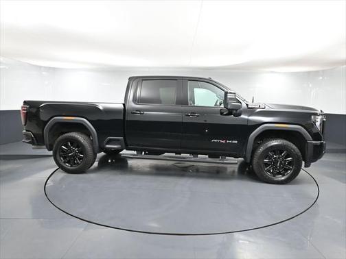 2024 GMC Sierra 2500 AT4