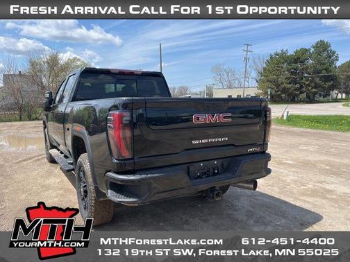 2024 GMC Sierra 2500 AT4