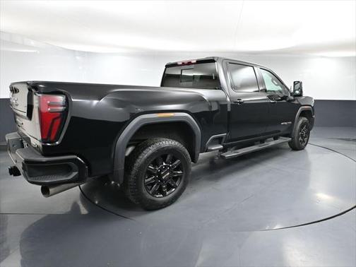2024 GMC Sierra 2500 AT4