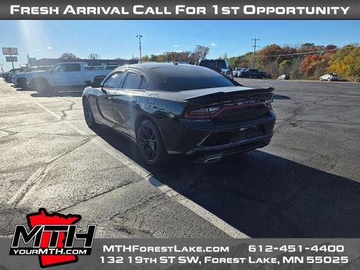2018 Dodge Charger SXT