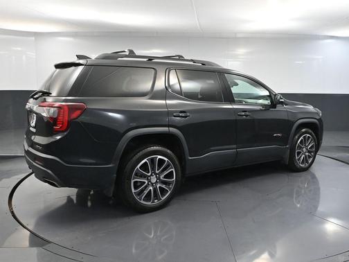 2020 GMC Acadia AWD AT4