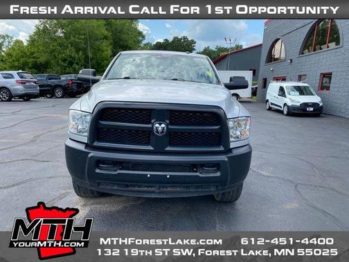 2017 RAM 3500 Tradesman Crew Cab 4x4 8' Box