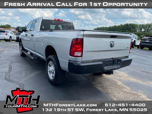 2017 RAM 3500 Tradesman Crew Cab 4x4 8' Box