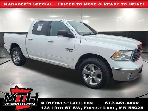 Bright White Clearcoat 2017 RAM 1500 Big Horn