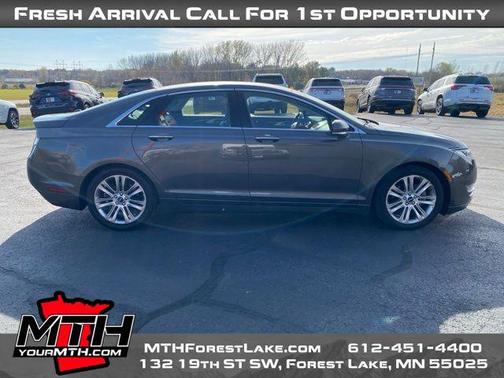 2016 Lincoln MKZ Base