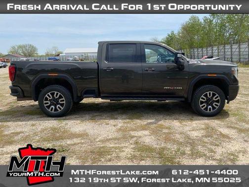 Forest Metallic 2022 GMC Sierra 2500 AT4