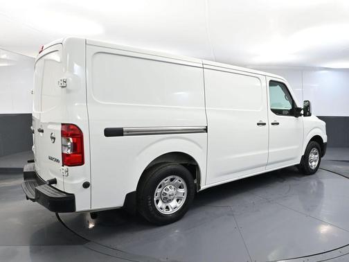 2020 Nissan NV Cargo NV2500 HD SV V8