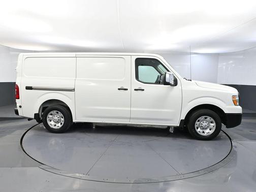 2020 Nissan NV Cargo NV2500 HD SV V8