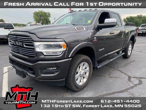 2022 RAM 3500 Laramie Crew Cab 4x4 6'4' Box