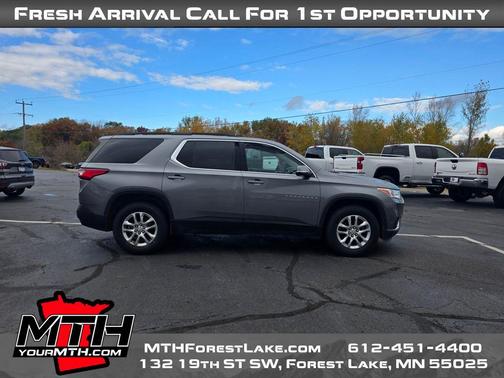 2020 Chevrolet Traverse LT Cloth
