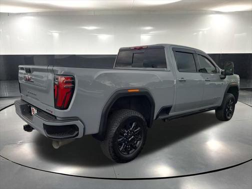 2024 GMC Sierra 2500 AT4