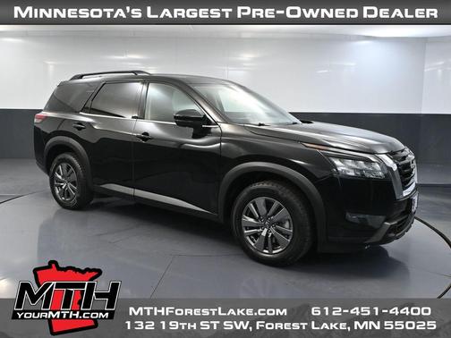 Super Black 2024 Nissan Pathfinder SV FWD