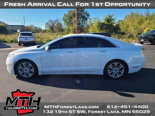 2013 Lincoln MKZ Base