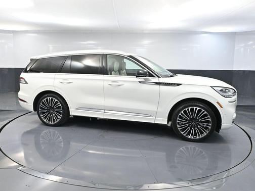2023 Lincoln Aviator Black Label AWD