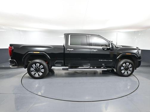 2024 GMC Sierra 2500 Denali