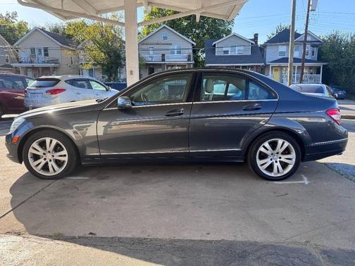2010 Mercedes-Benz C-Class C 300 4MATIC Luxury