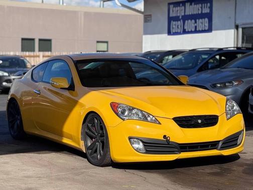 2011 Hyundai Genesis Coupe 3.8 Track