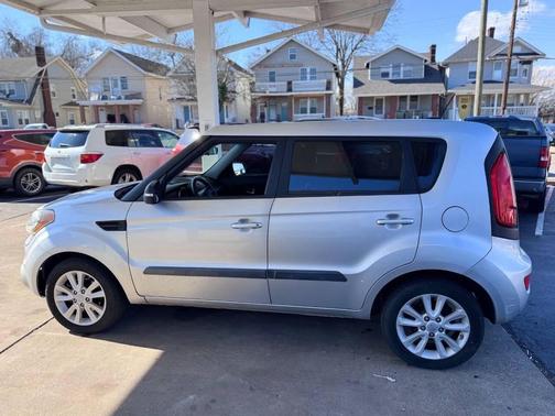 2013 Kia Soul +