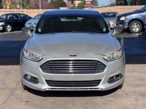 2016 Ford Fusion Hybrid SE