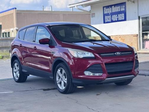 Ruby Red Metallic Tinted Clear Coat 2013 Ford Escape SE