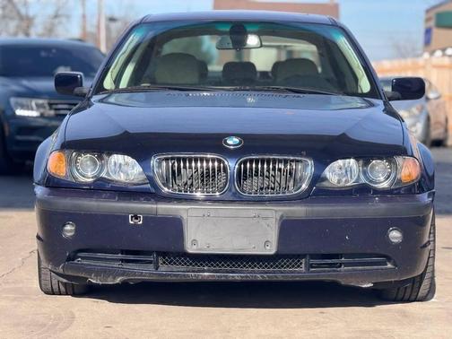 2005 BMW 330 330i 4dr Sedan