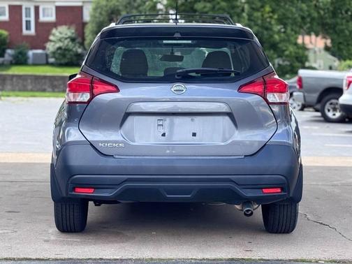 Gun Metallic 2019 Nissan Kicks S