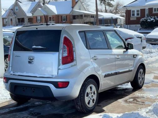 2012 Kia Soul Base