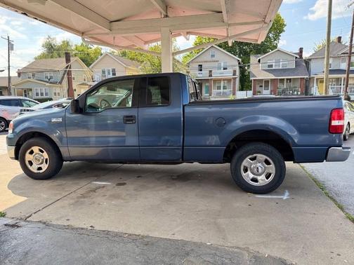 2004 Ford F-150 XLT SuperCab