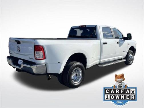 2024 RAM 3500 Big Horn Crew Cab 4x4 8 Box