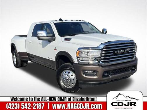 2024 RAM 3500 Limited Longhorn Mega Cab 4x4 64' Box