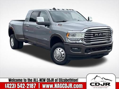 2024 RAM 3500 Limited Longhorn Mega Cab 4x4 64' Box