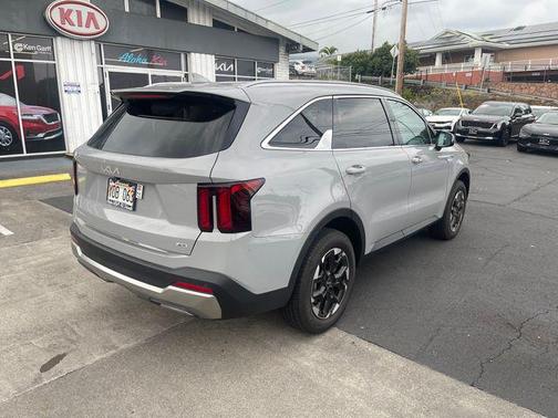 Wolf Gray 2025 Kia Sorento S