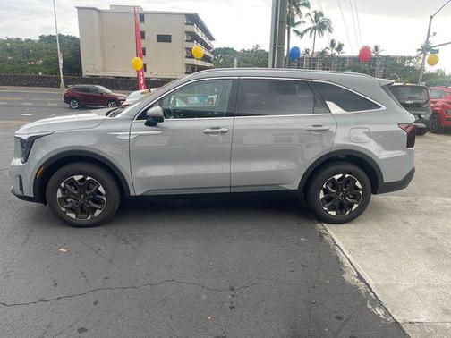 Wolf Gray 2025 Kia Sorento S