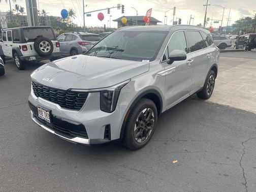 Wolf Gray 2025 Kia Sorento S