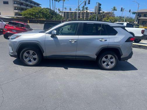 Silver Sky Metallic 2022 Toyota RAV4 XLE