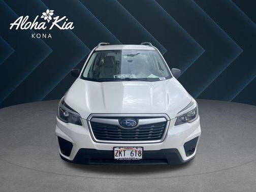 Crystal White Pearl 2021 Subaru Forester Base