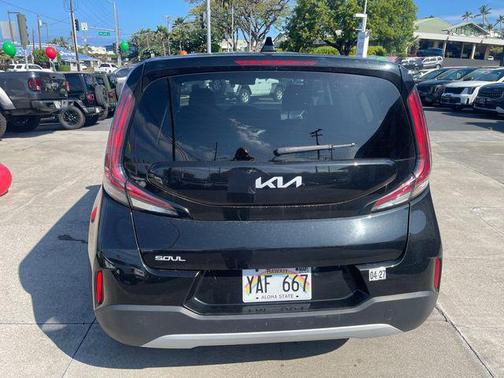 Fusion Black 2025 Kia Soul LX